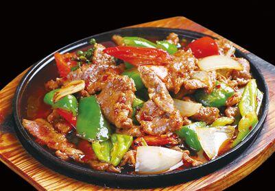 Sizzling Beef In Oyster Sauce