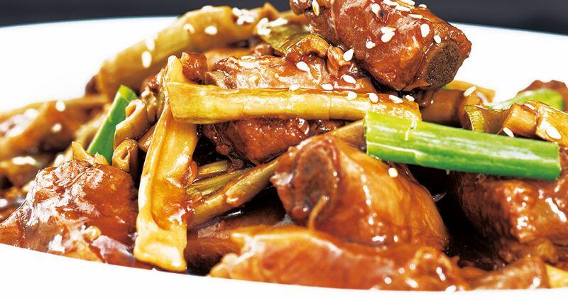 Braised Pork Ribs With Bamboo Shoots